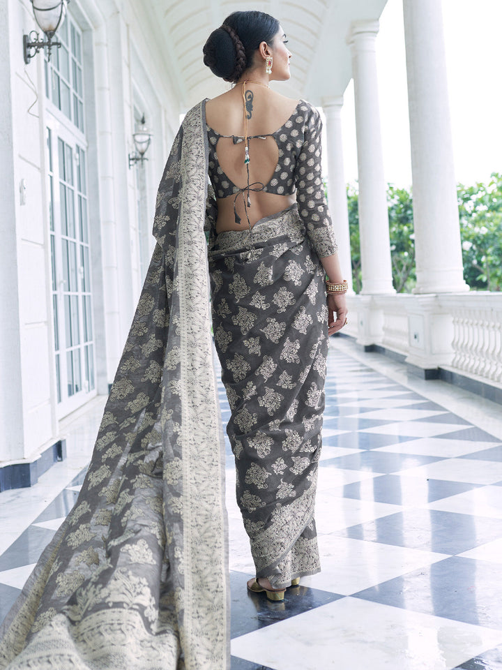 Lucknowi Saree