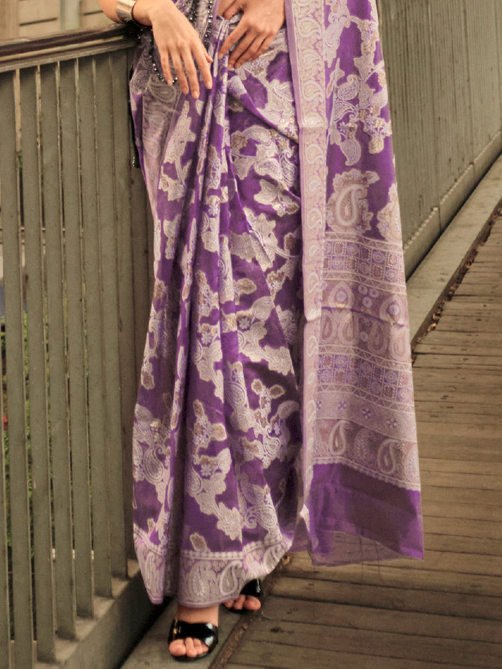 Lucknowi Saree
