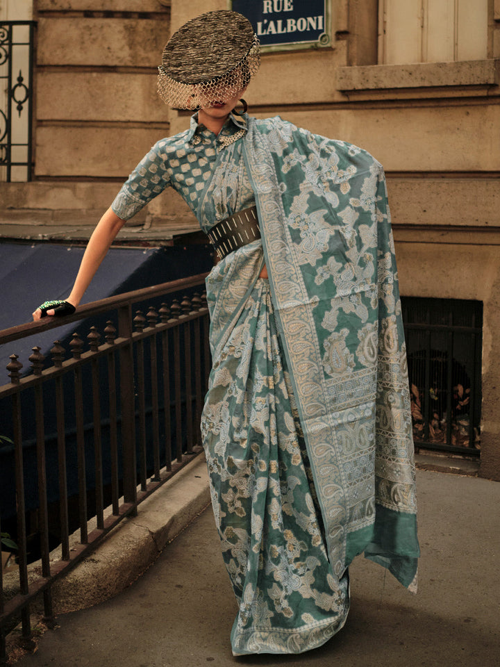 Lucknowi Saree