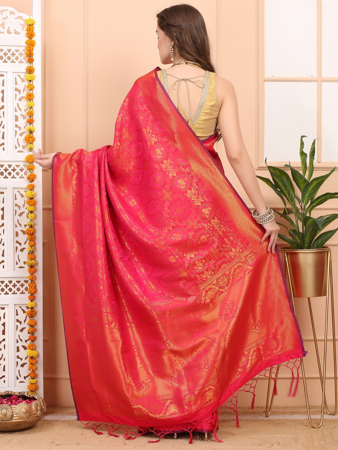 Pink Jaquard Silk Saree