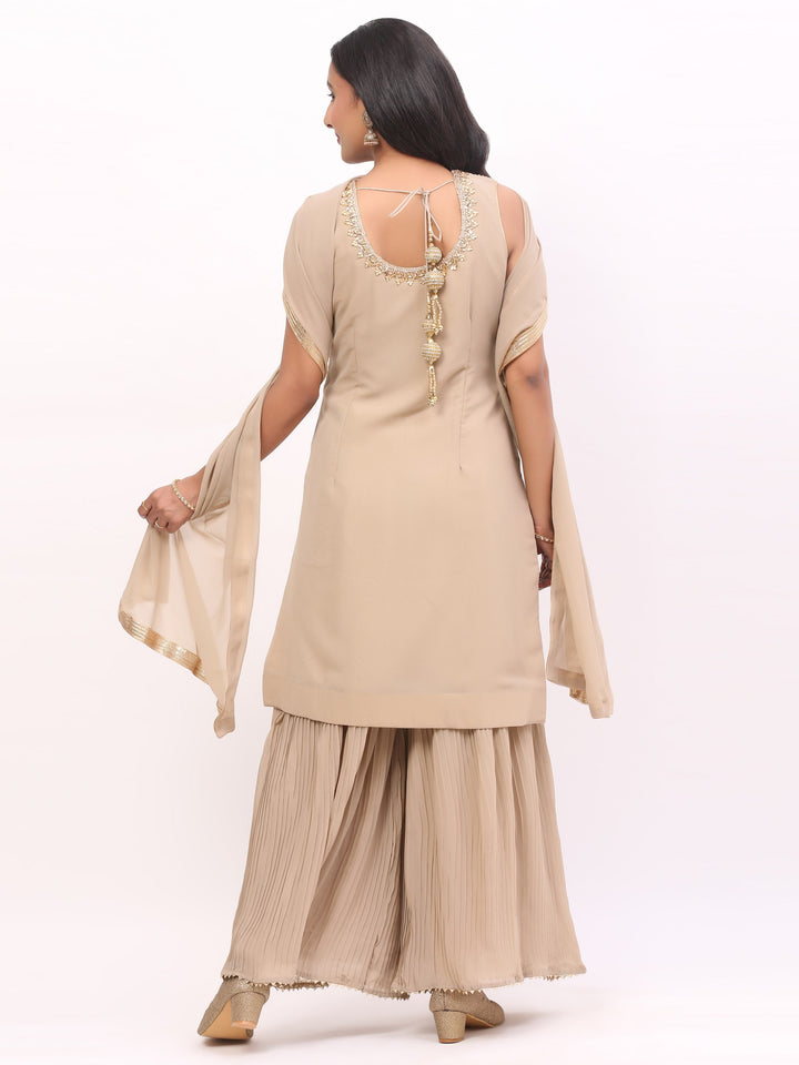 Gold Jaquard suit