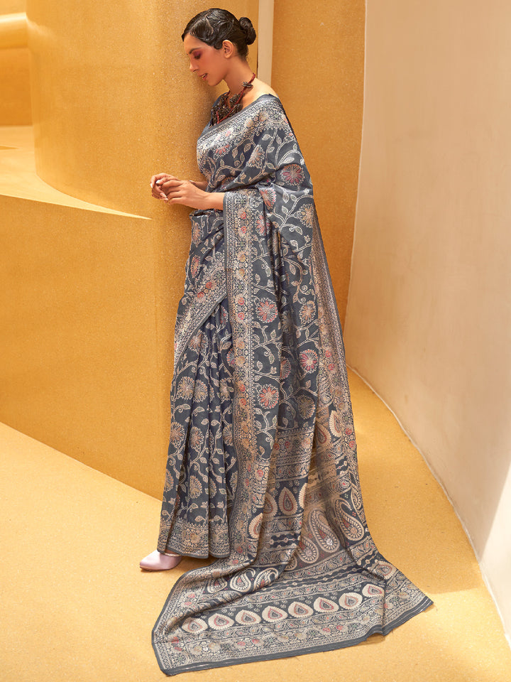 Lucknowi Saree