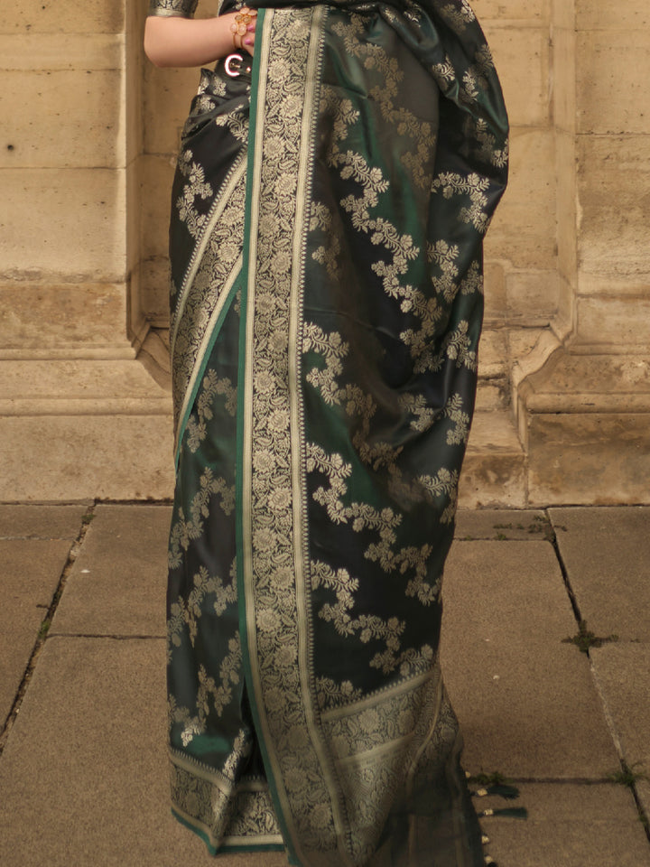 Banarasi Rangkaat Saree